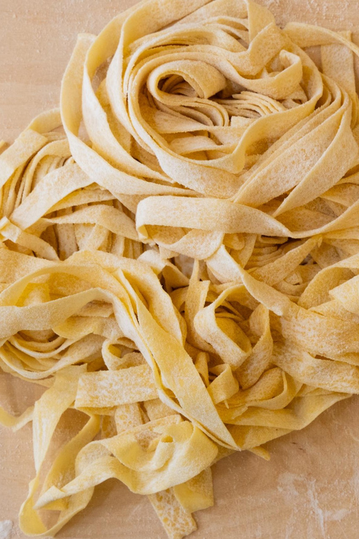 Fettuccine & Tiramisu Masterclass: Pasta & Dessert - Choosing between three Roman-style sauces