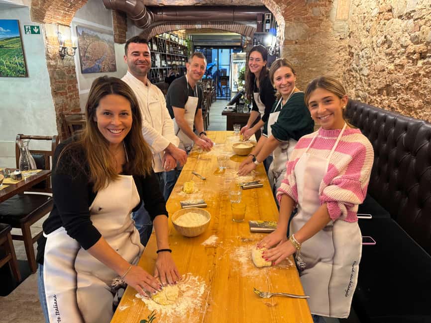 Florence Cooking Class: Ravioli & Pasta & Wine + Gift Apron - Starting at La Carbonata Near the Duomo