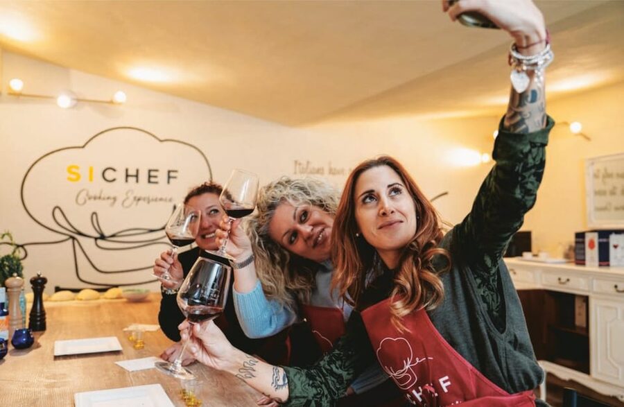 Florence: Fresh Pasta and Tiramisu Cooking Class - Why a Florence cooking class can be worth your time