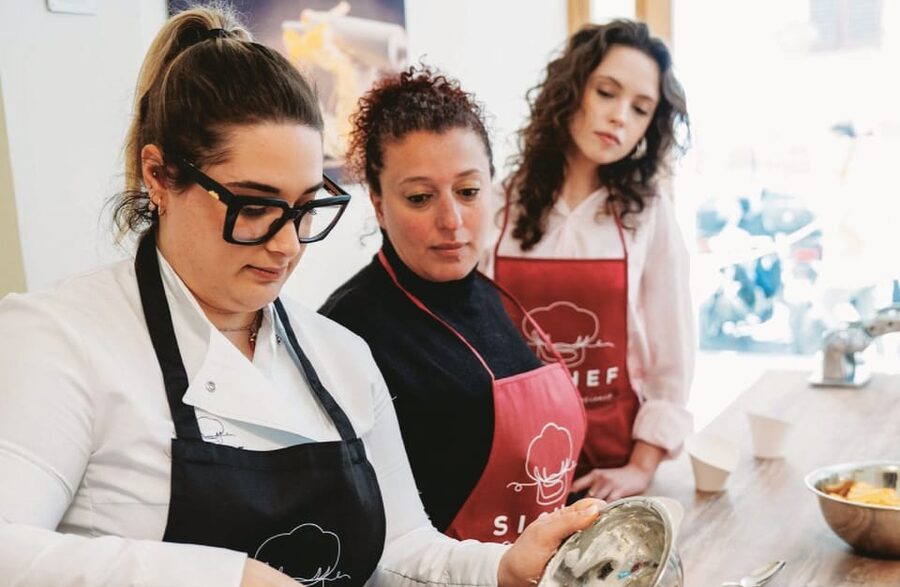 Florence: Fresh Pasta and Tiramisu Cooking Class - Making fresh pasta from basic ingredients