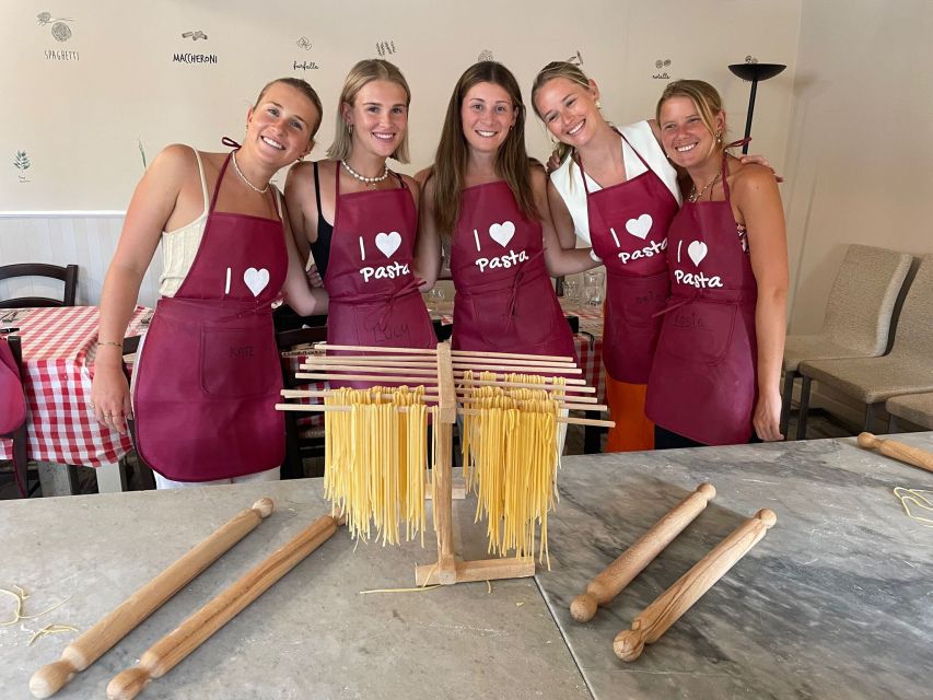 Florence: Lasagna and Spaghetti-Making Class - Who should book this experience