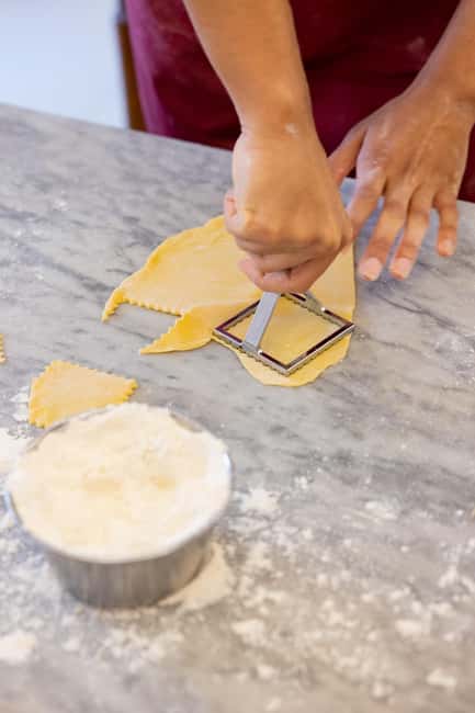 Florence: Pasta Class with Wine, Limoncello and Dessert - Ravioli, tortelli, and fettuccine
