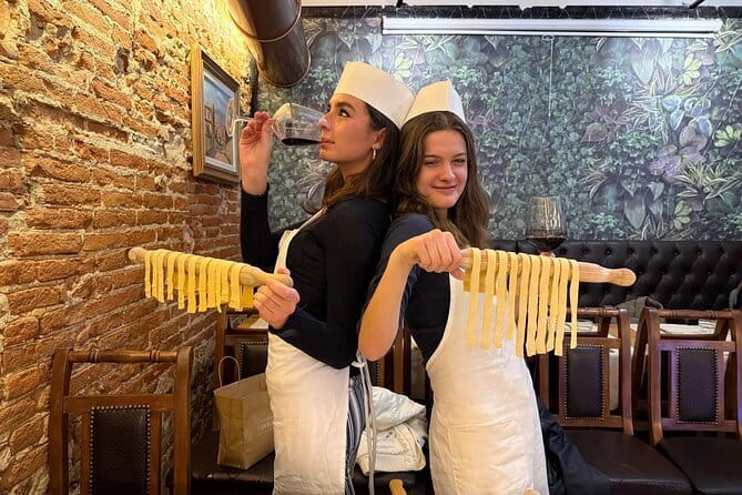 Florence: Pasta Cooking Class with Tiramisu & Gift Apron - Key points to know before booking