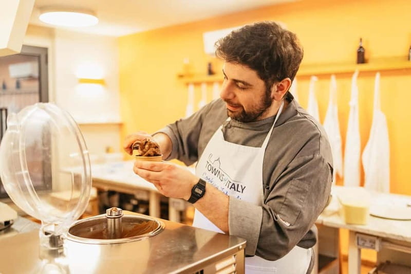 Florence: Premium Pasta and Gelato Cooking Class - Key points to know before booking