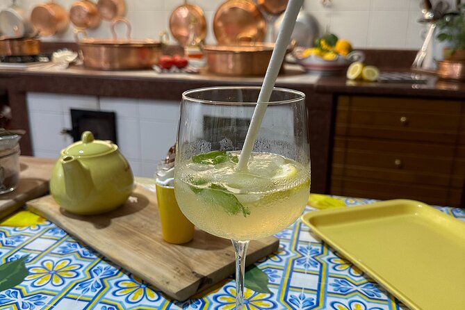 Fresh pasta and Limoncello course in a lemon grove - Why Sorrento lemons make this class different