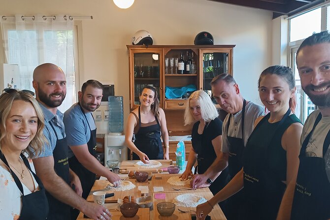 Fresh pasta and tiramisù class in Palermo - Arriving at Francesca’s home in Bagheria