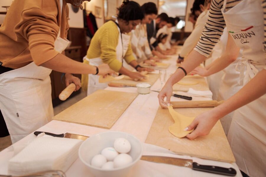 Gelato and Pasta Cooking Class in Rome - Piazza Navona - Who Should Book This Class?