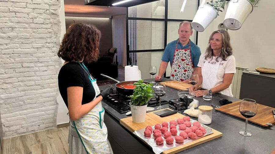 Gnocchi & Meatballs | Cooking class & dinner at my place - What Ginevra adds to the experience