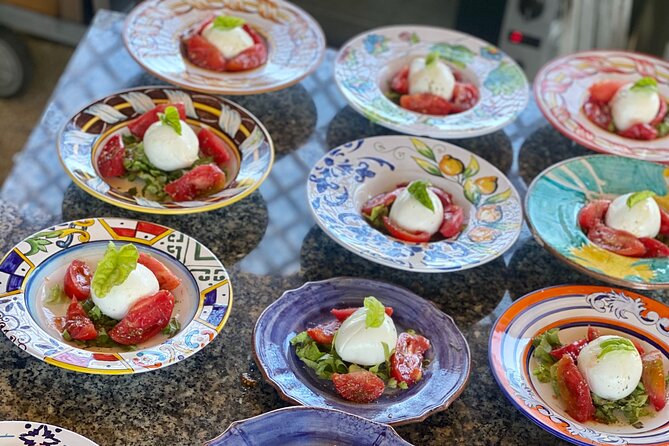 Group Pasta & Tasting Experience - Meeting the group at Piazza della Pace