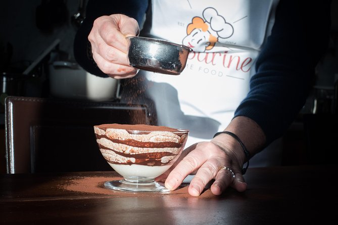 Handmade Pasta and Tiramisu class in Florence - Language, group size, and communication