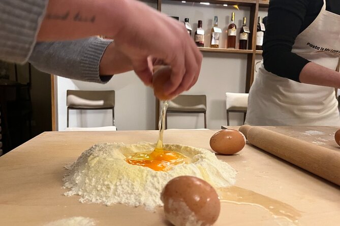 Hands-On Pasta and Tiramisu Class in a Florentine Palace - Unlimited Tuscan wine improves the value