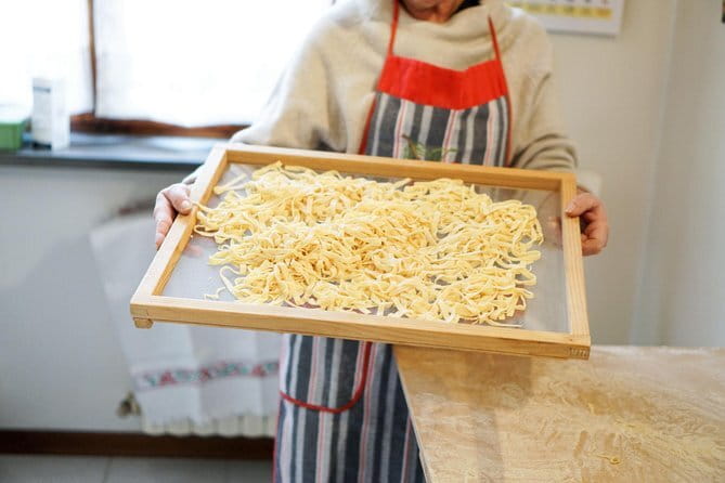 Hands-On Pasta Making Class in Central Florence with Patrizia - Entering Patrizia’s 1759 apartment in central Florence
