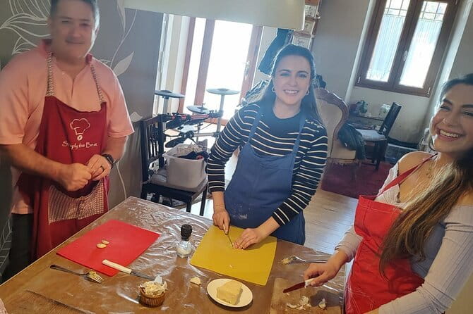 Intimate and authentic Pasta Lesson & Chianti wine. Free parking - Chianti, stories, and a relaxed pace