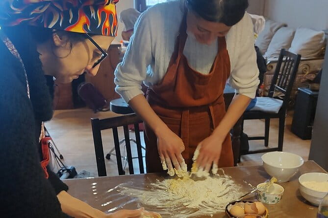 Intimate and authentic Pasta Lesson & Chianti wine. Free parking - Coffee first, then flour on the table