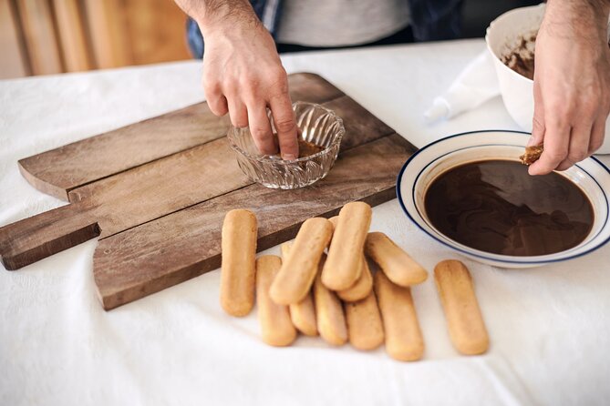 Italian Pasta & Dessert Class in Historic Center (3-Course Meal) - What the two-hour class is really about