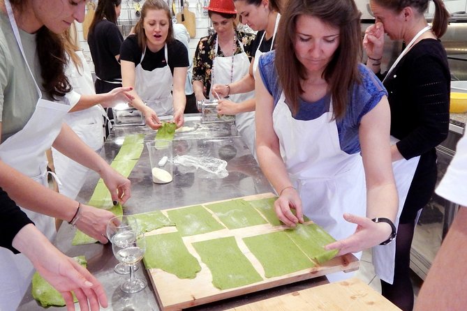 Lasagne Bolognese cooking and eating with Francesco - Key points to know before booking