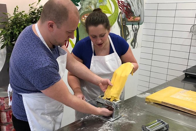 Lasagne Bolognese cooking and eating with Francesco - Practical details that affect your morning