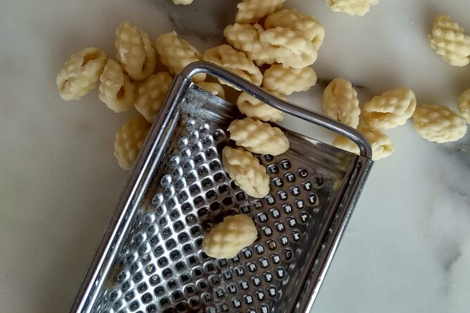 Learn how to make fresh pasta or Sardinian desserts from Vero Local - Preparing seadas, Sardinia’s famous fried dessert