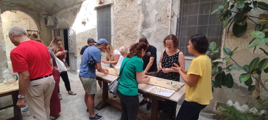 Lecce: Pasta Making Class in 1400s-Era Courtyard with Wine - Why this pasta class fits Lecce so well