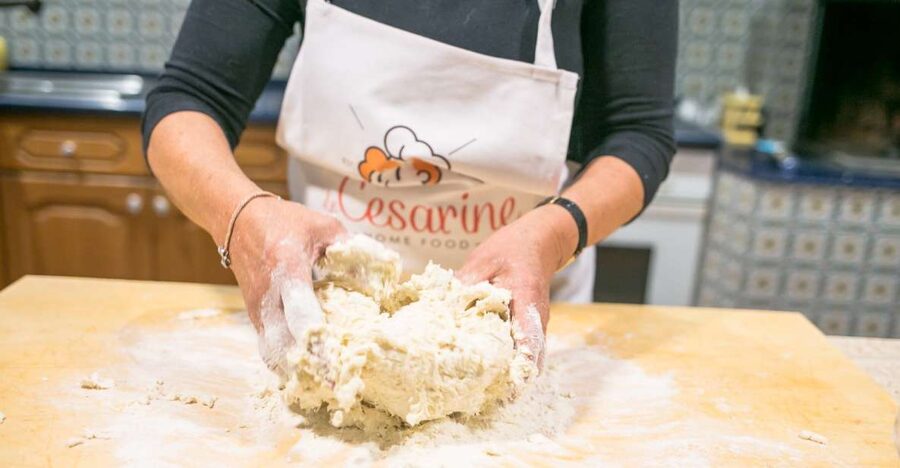 Lecce: Pasta & Tiramisu Cooking Class at a Local's Home - The Italian aperitivo starts the evening