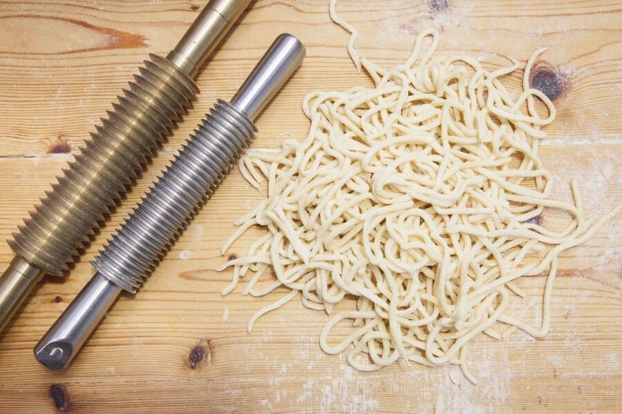 Lucca: Pasta and Tiramisu Class at a Local's Home - Tiramisu Comes Together at the Same Table