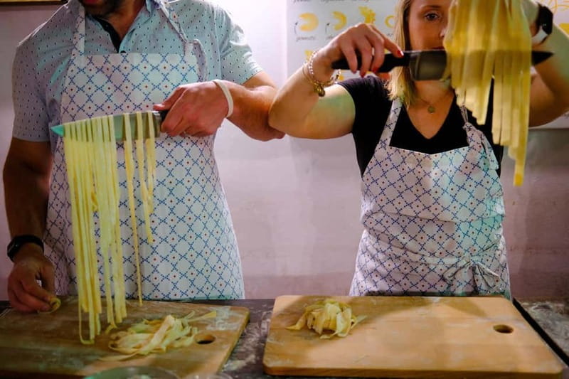Lunchtime Pasta Pro Workshop - What this Rome pasta class is really like