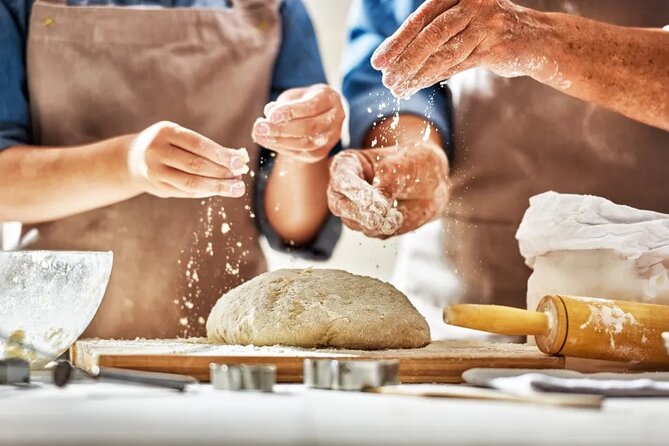 Make fresh pasta and Italian aperitivo In Barcelona - Why the rooftop meal matters