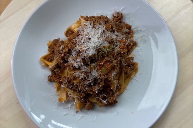 Make fresh pasta and Italian aperitivo In Barcelona - Getting to Carrer de Badajoz, 115