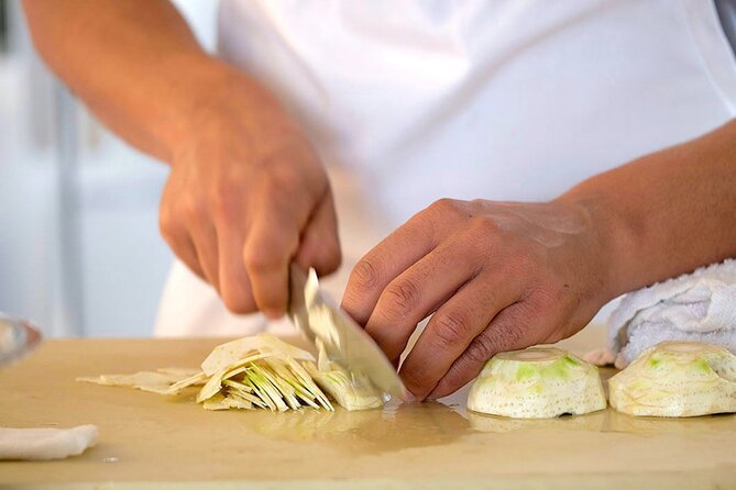Make Ravioli & Tiramisù in Central Venice Kitchen (3-Course Meal) - What the six-person limit changes