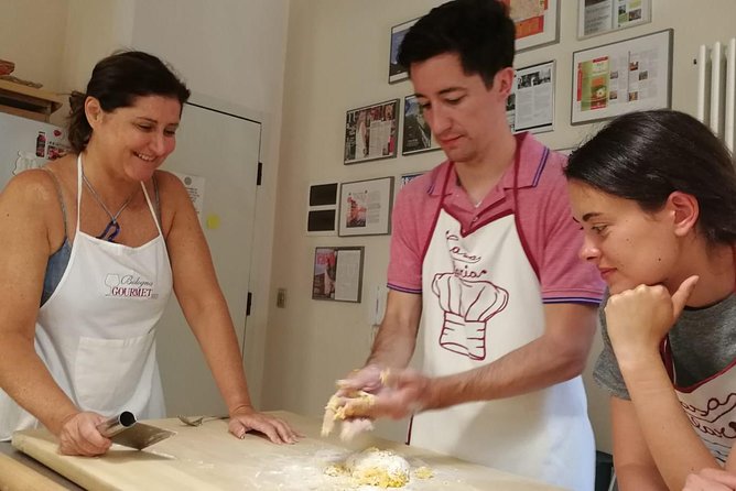 Make traditional handmade pasta from scratch with a local chef! - Why handmade pasta makes this class different
