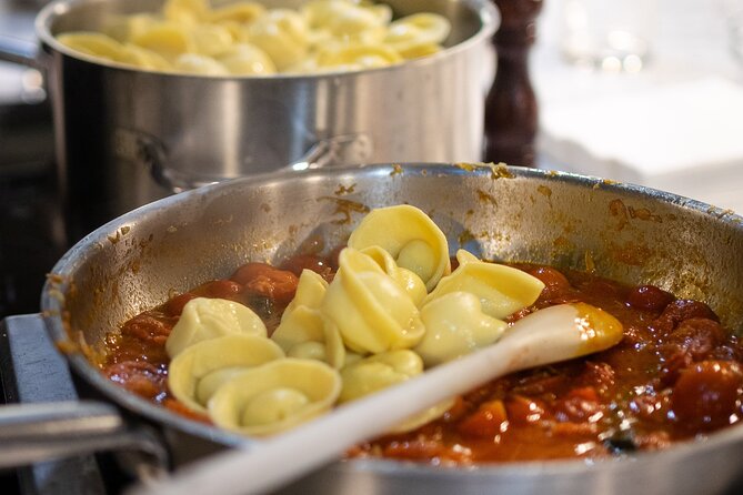 Milan Culinary Experience: Pasta & Gelato or Tiramisù Class - Who should book this class