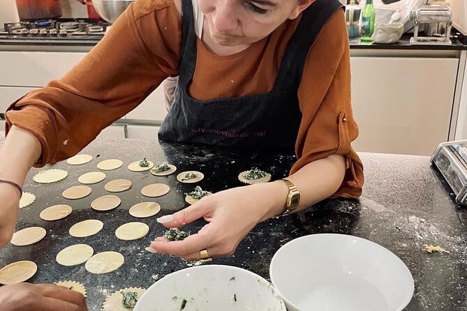 Milan - Discover the Italian flavors: Fresh Pasta and Tiramisu - Getting to Via Benozzo Gozzoli, 160