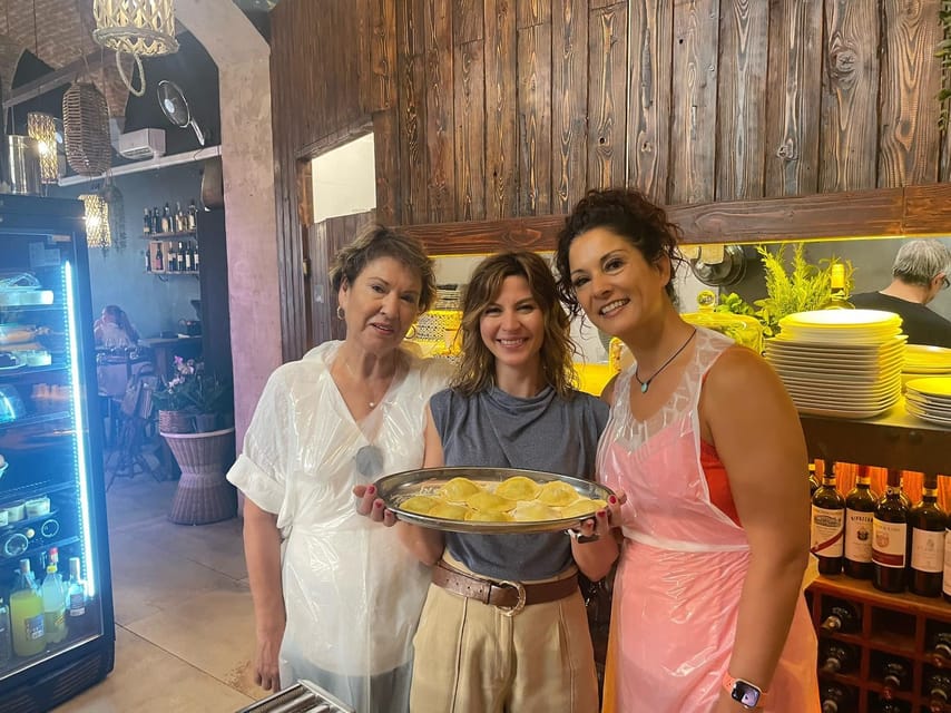 Milan: Pasta and Tiramisu Cooking Class with Wine - Tiramisu first, then pasta, or a different order