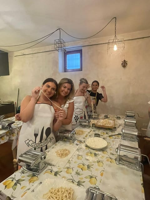Milan: Pasta and Tiramisu Cooking Class with Wine - Who will enjoy this class most
