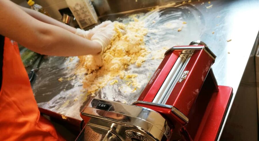 Milan: Pasta Mastery Workshop with Spritz and Tiramisù - What the 4.9 rating tells you