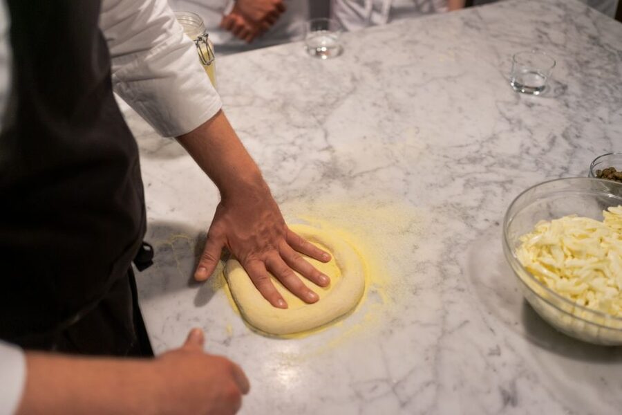 Milan: Pizza or Pasta and Gelato-Making Class with Wine - Pasta option: fresh dough with a sweet finish