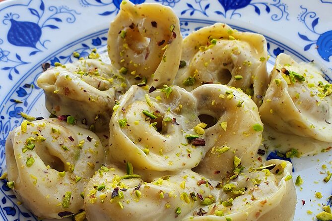 Milano The Art of Making Pasta with Italian Chef - Cooking sauces with a Milanese meal in mind