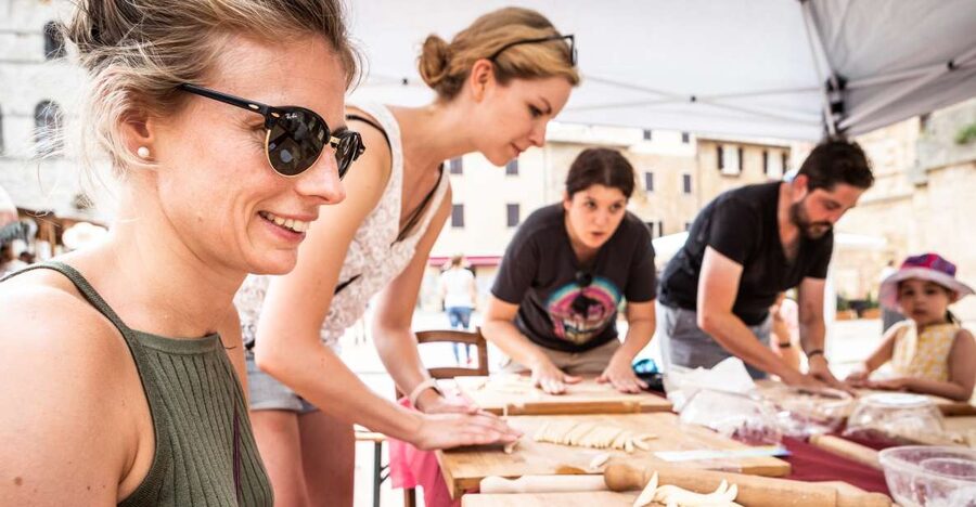 Montepulciano: Pasta-Making Class with Tasting and Wine - Why pici makes this class different