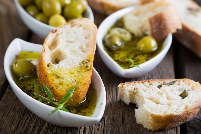 Naples Hands-on Cooking Class: Gnocchi, Ravioli, Tiramisu & Wine - Neapolitan ragu and sage butter sauce