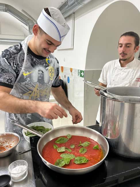 Naples: Pasta and Tiramisu Cooking Class with Local Chef - Key points to know