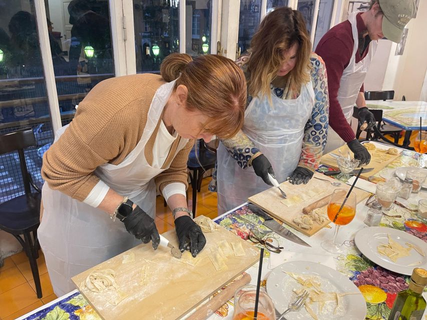 Naples: Pasta Cooking Class with Tiramisù and a Drink - Key points at a glance