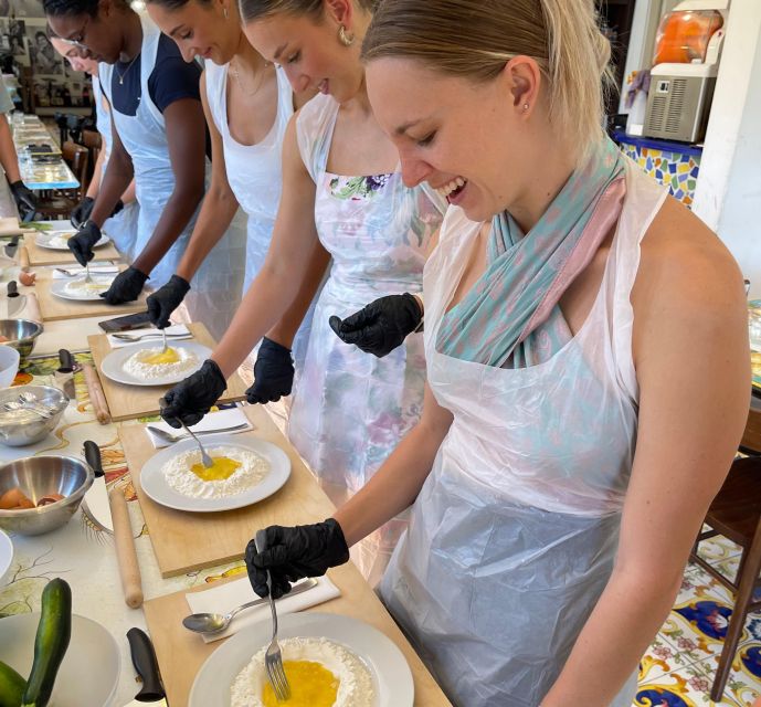Naples: Pasta Cooking Class with Tiramisù and a Drink - The meal at the end