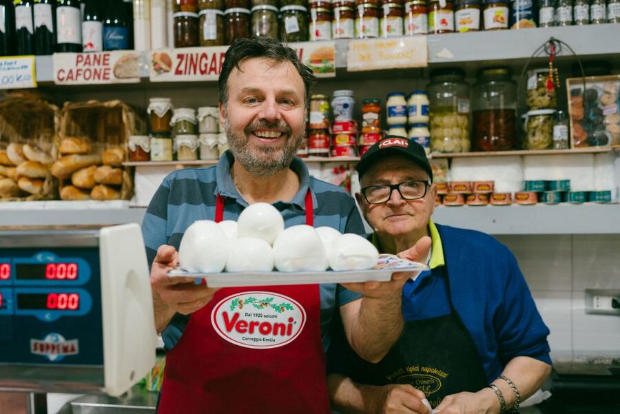 Naples: Pasta, Wine & Authentic Food Tour - Who should book this food tour?