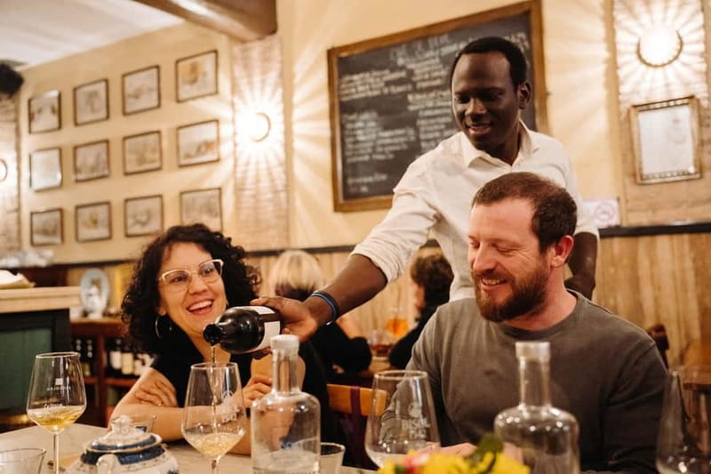 Naples: Pasta, Wine & Authentic Food Tour - Why this evening works well in Naples