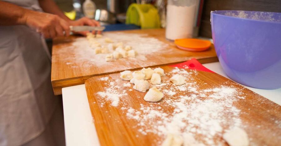 Naples: Private Pasta and Tiramisu Class at a Local's Home - What this Naples cooking class is really like