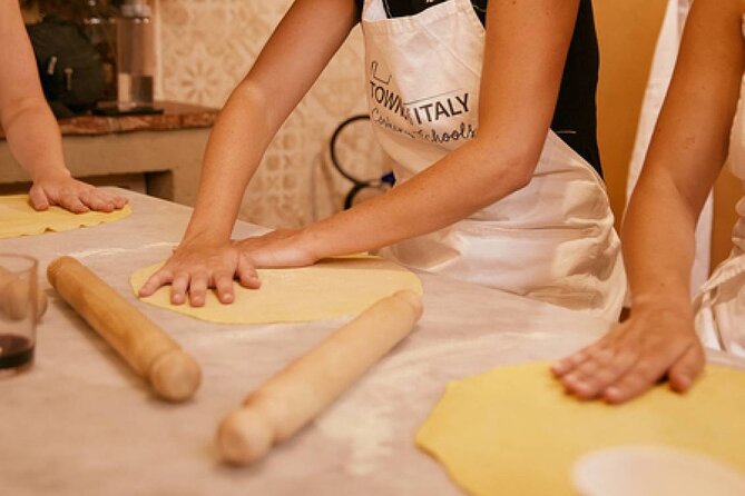 Olbia : Traditional Sardinian Pasta Course with Tasting - Group size, language, and pace