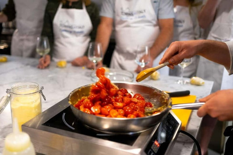 Palermo: Pasta and Gelato Making Class with Dinner and Wine - The five-hour Capo market option