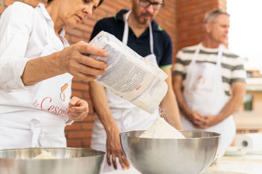 Palermo: Pasta & Tiramisu Cooking Class at a Local's Home - Rolling sfoglia by hand