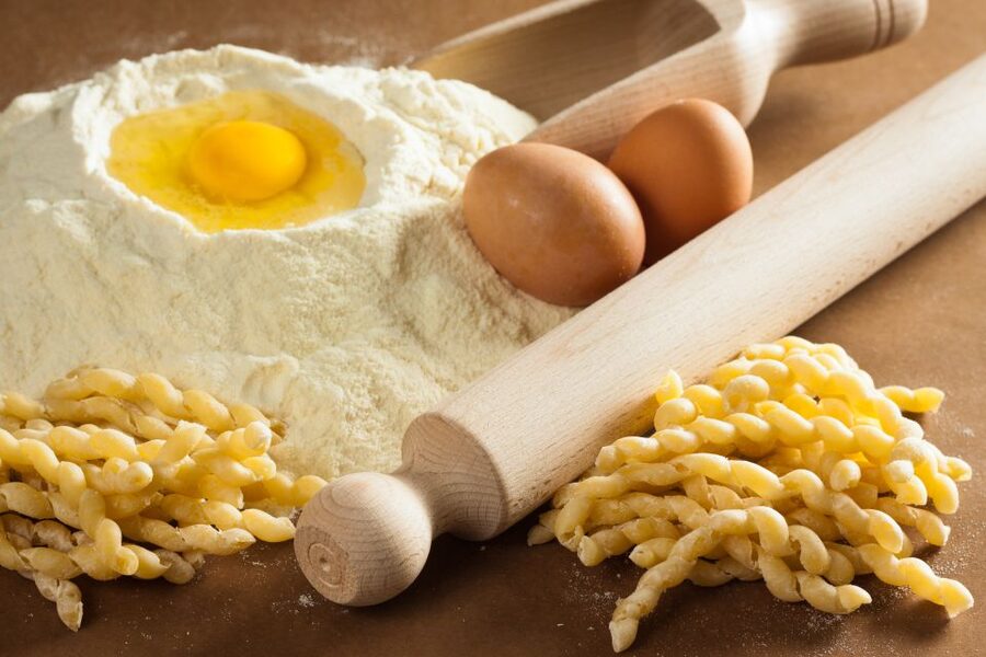 Palermo: Pasta & Tiramisu Cooking Class at a Local's Home - Starting with aperitivo and a friendly welcome