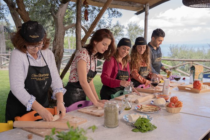 Pasta and Pizza Master Class with Pick Up in Sorrento - Timing, pickup, and the long afternoon